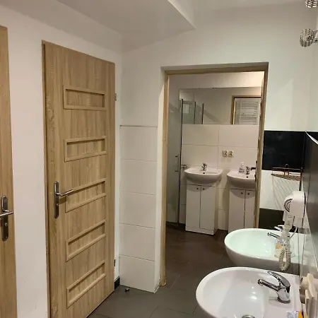 Pierwsza Mila Starowka * 科宁